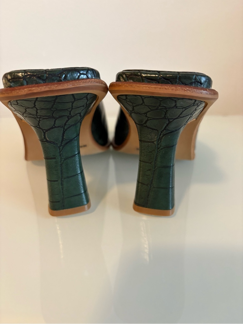 Vince Camuto Green Croc Embossed Leather Heeled Mules | Size 9 / 40 - Picture 7 of 7